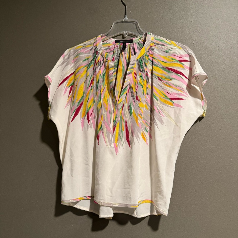 Tristen” BCBGMAXAZRIA  Sheer Split Neck Silk Blouse Size Small